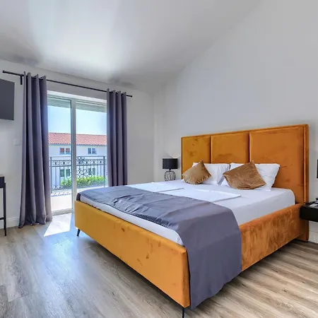 Villa Kalina By Interhome Pula