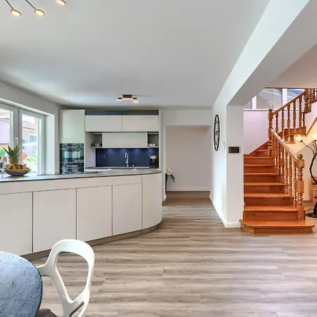 Villa Kalina By Interhome