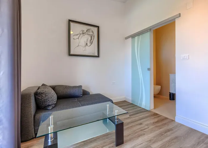 Villa Kalina By Interhome Pula