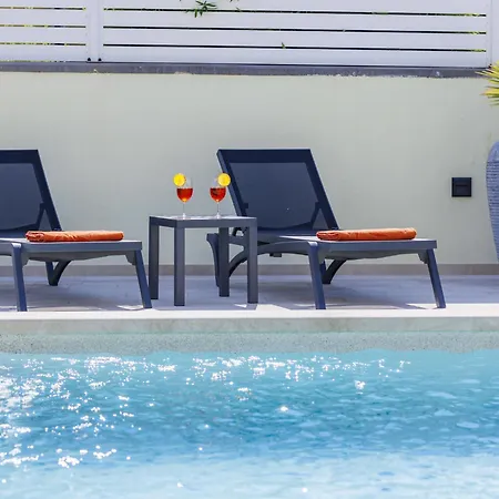 Kalina By Interhome וילה פולה