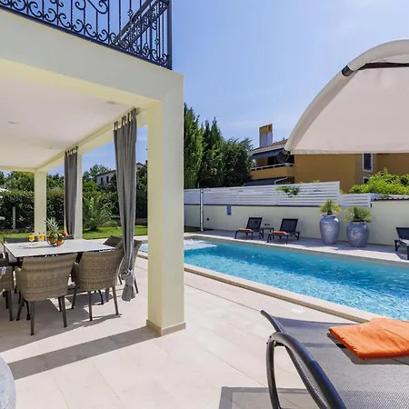 Kalina By Interhome *